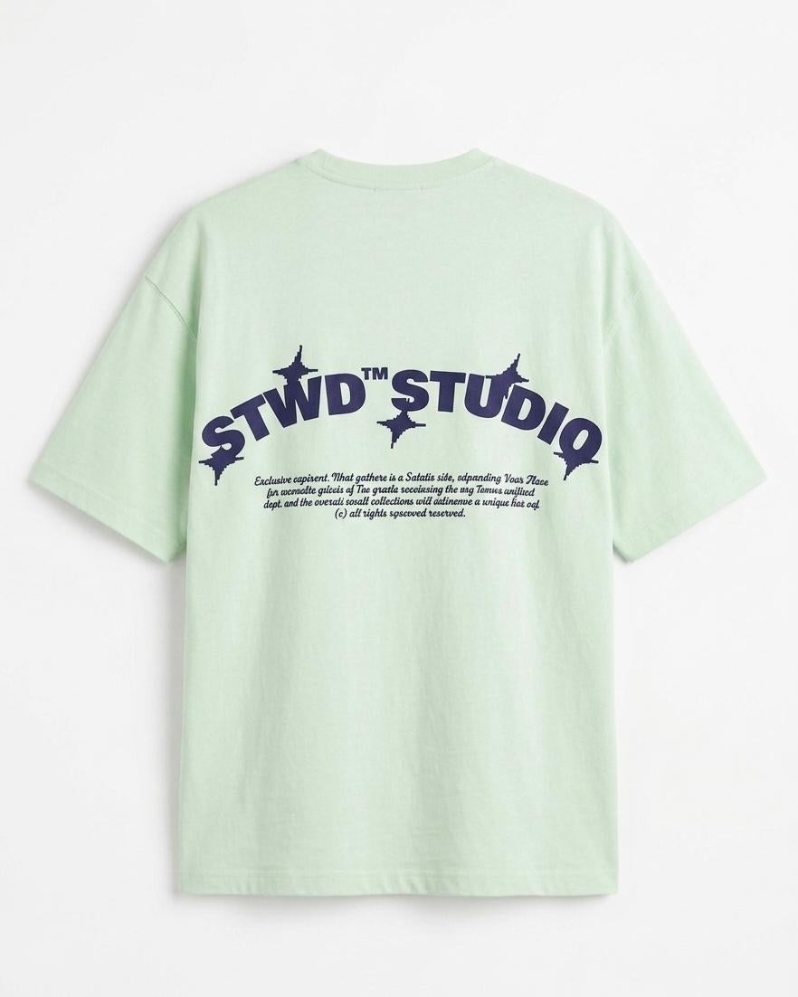 Cropped short sleeve T-shirt